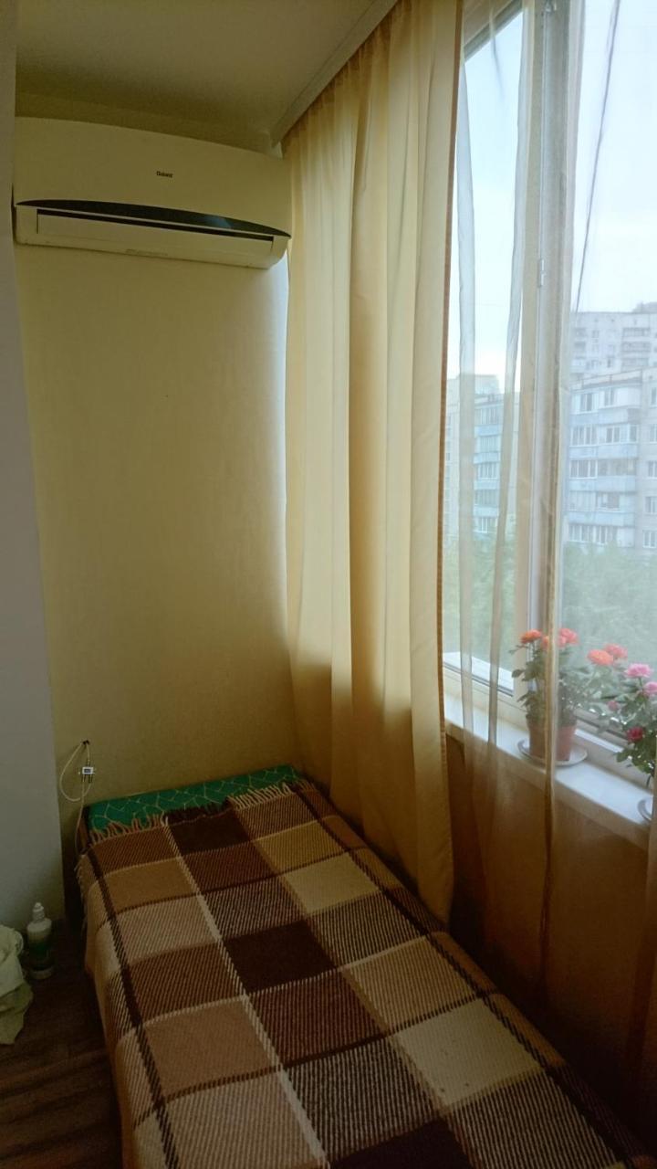 Comfortable Apartment On The River Bank Kiew Exterior foto